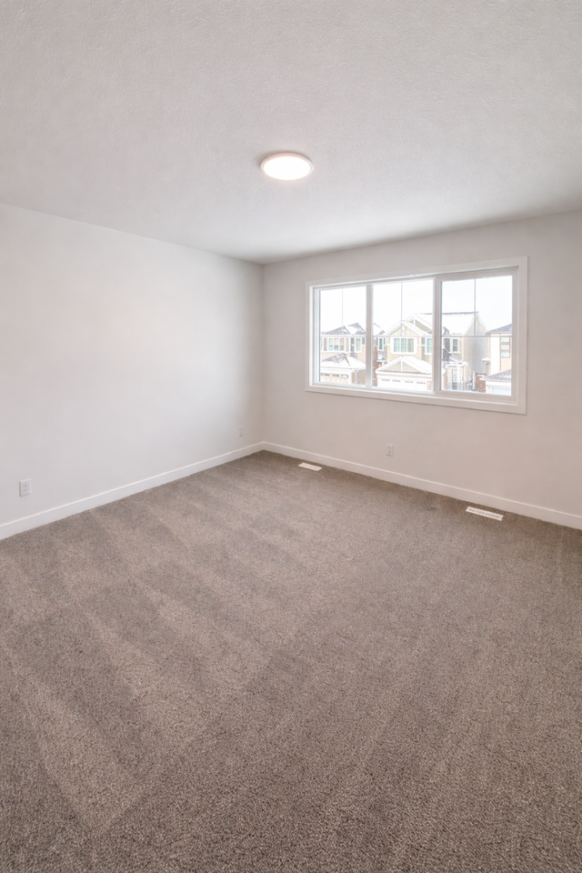 Chappelle Duplex – 3 Bed | 2.5 Bath with Double Garage - Photo 6 of 12