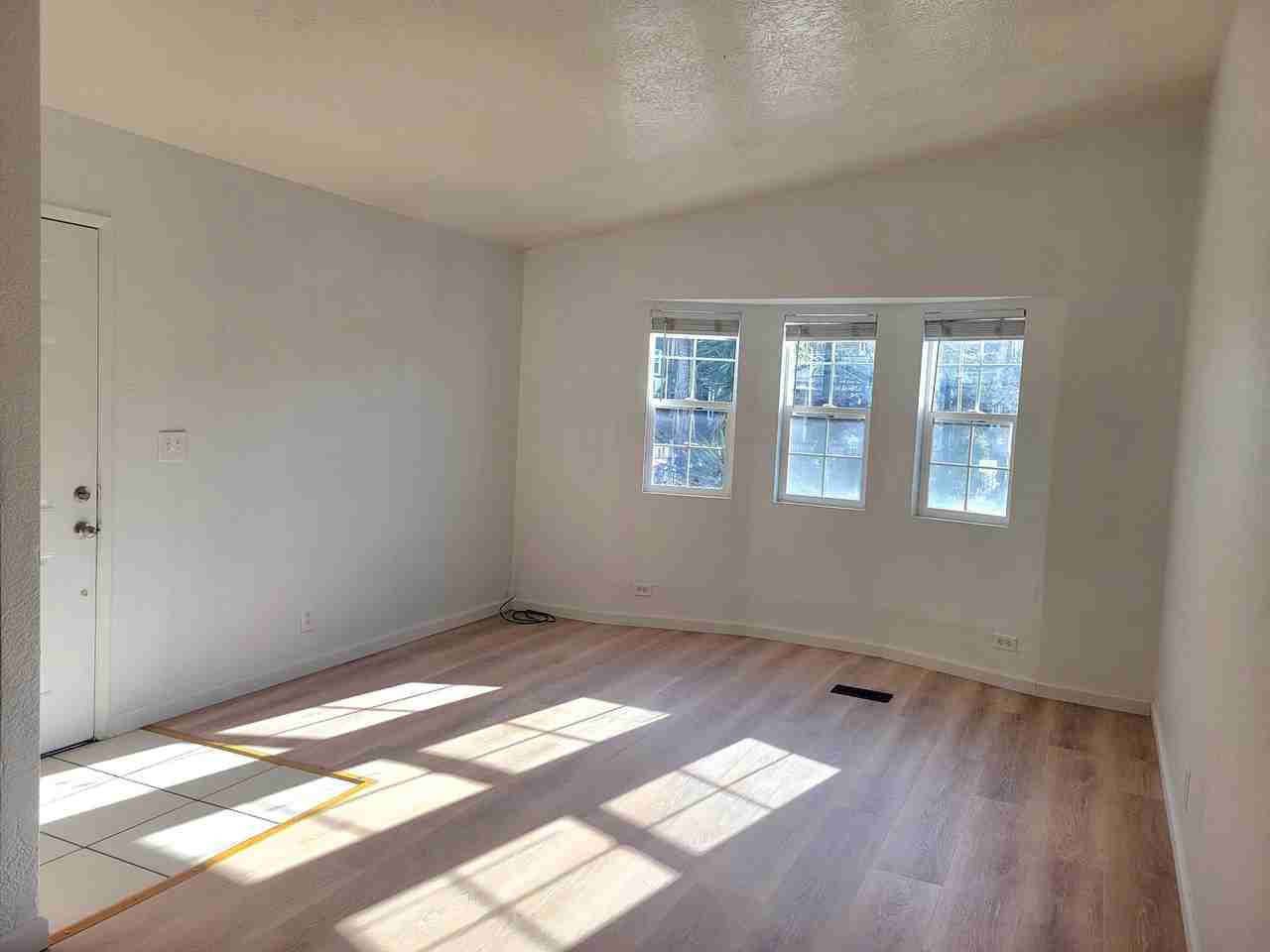 3311 Martin Luther King Jr Way #B - Photo 3 of 14