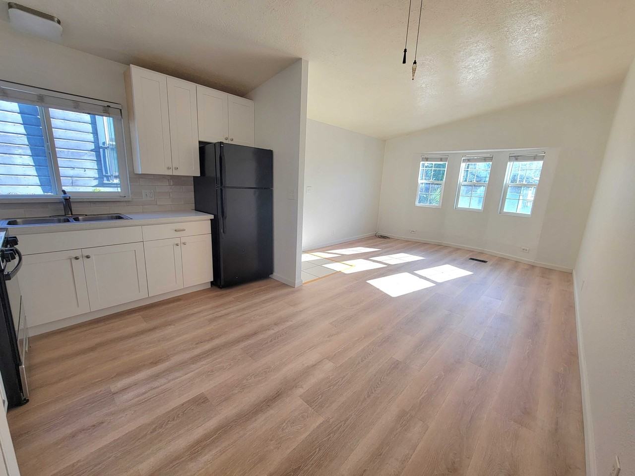 3311 Martin Luther King Jr Way #B - Photo 5 of 14