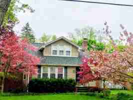 featured image of 1526 Royce Ave