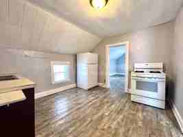 featured image of 2417 Reynolds St #2