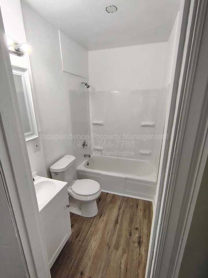 408 N Wayne St #15 - Photo 4 of 6