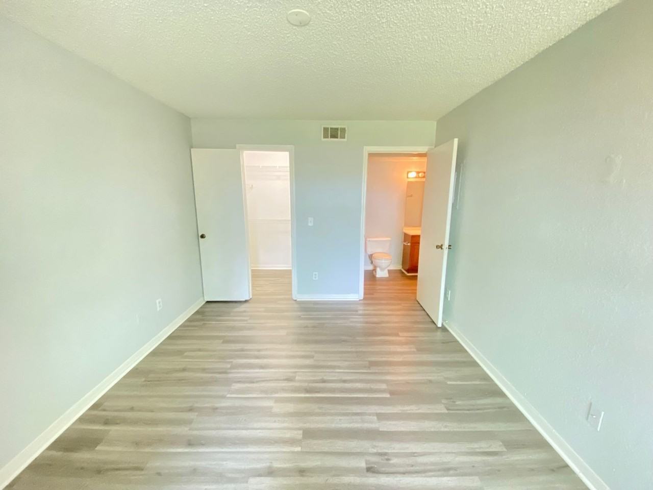 5701 Gatlin Ave #116 - Photo 3 of 23