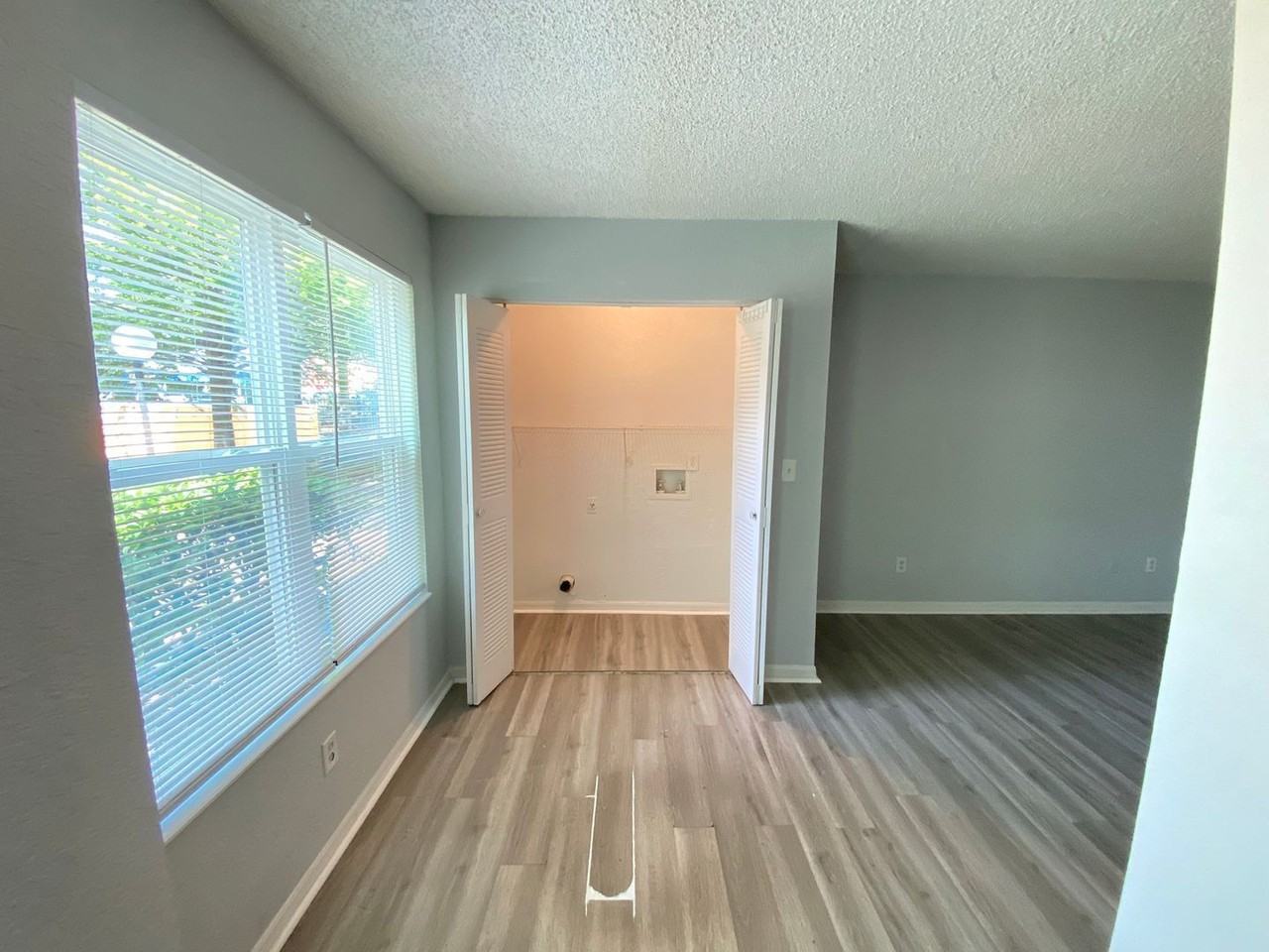 5701 Gatlin Ave #116 - Photo 7 of 23