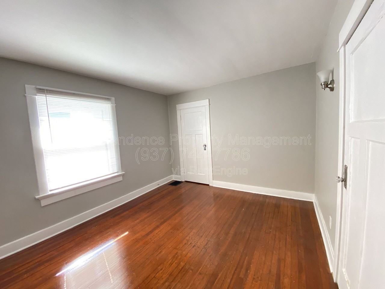 26 W Beechwood Ave - Photo 2 of 27