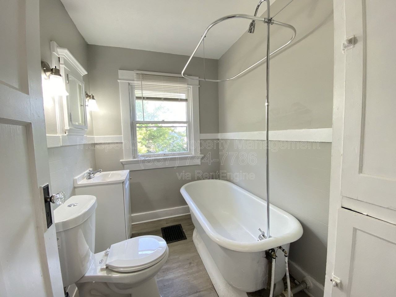 26 W Beechwood Ave - Photo 4 of 27