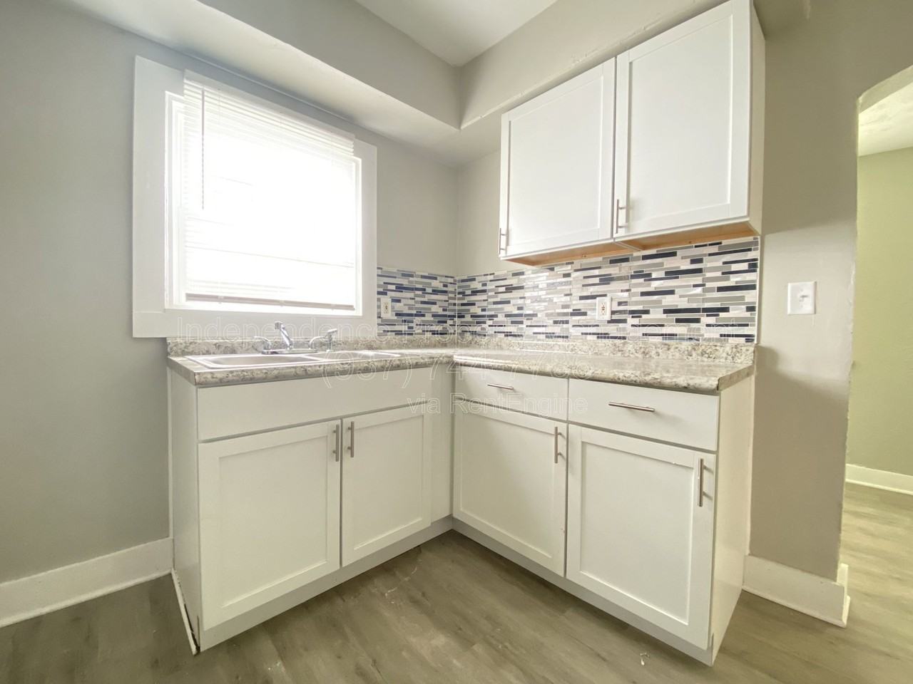 1004 W Fairview Ave - Photo 7 of 27