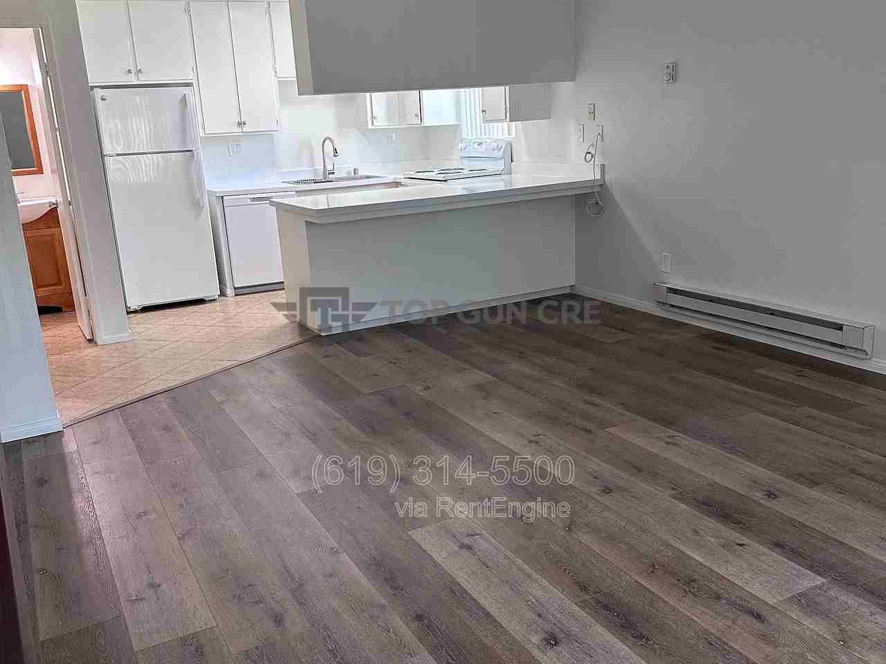 1182 Holly Ave #D - Photo 5 of 22