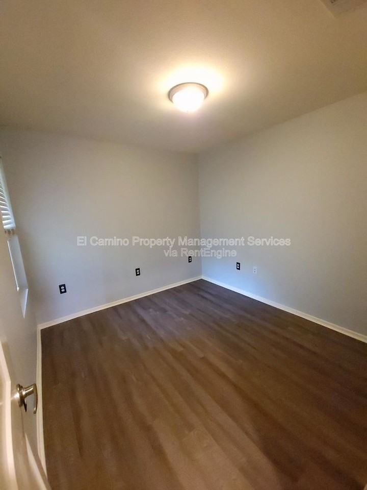 10244 Artesia Blvd - Photo 5 of 23