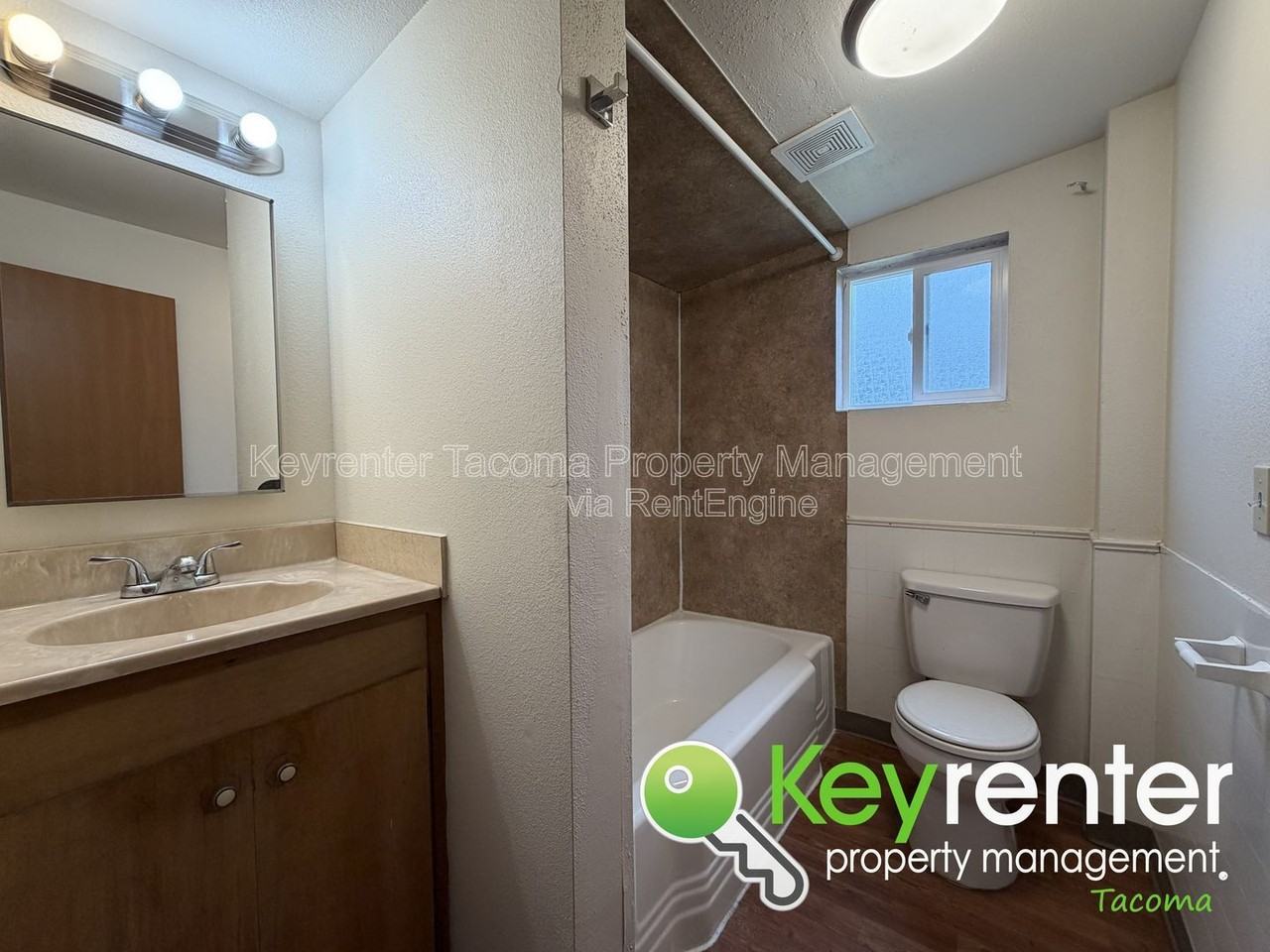 5720 62nd St W #1 - Photo 7 of 10