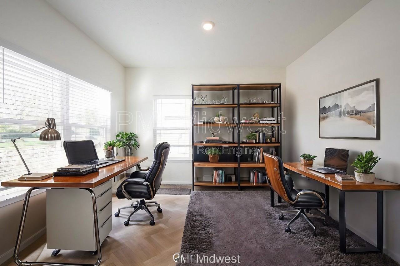 1968 Fairmount Dr - Photo 4 of 46