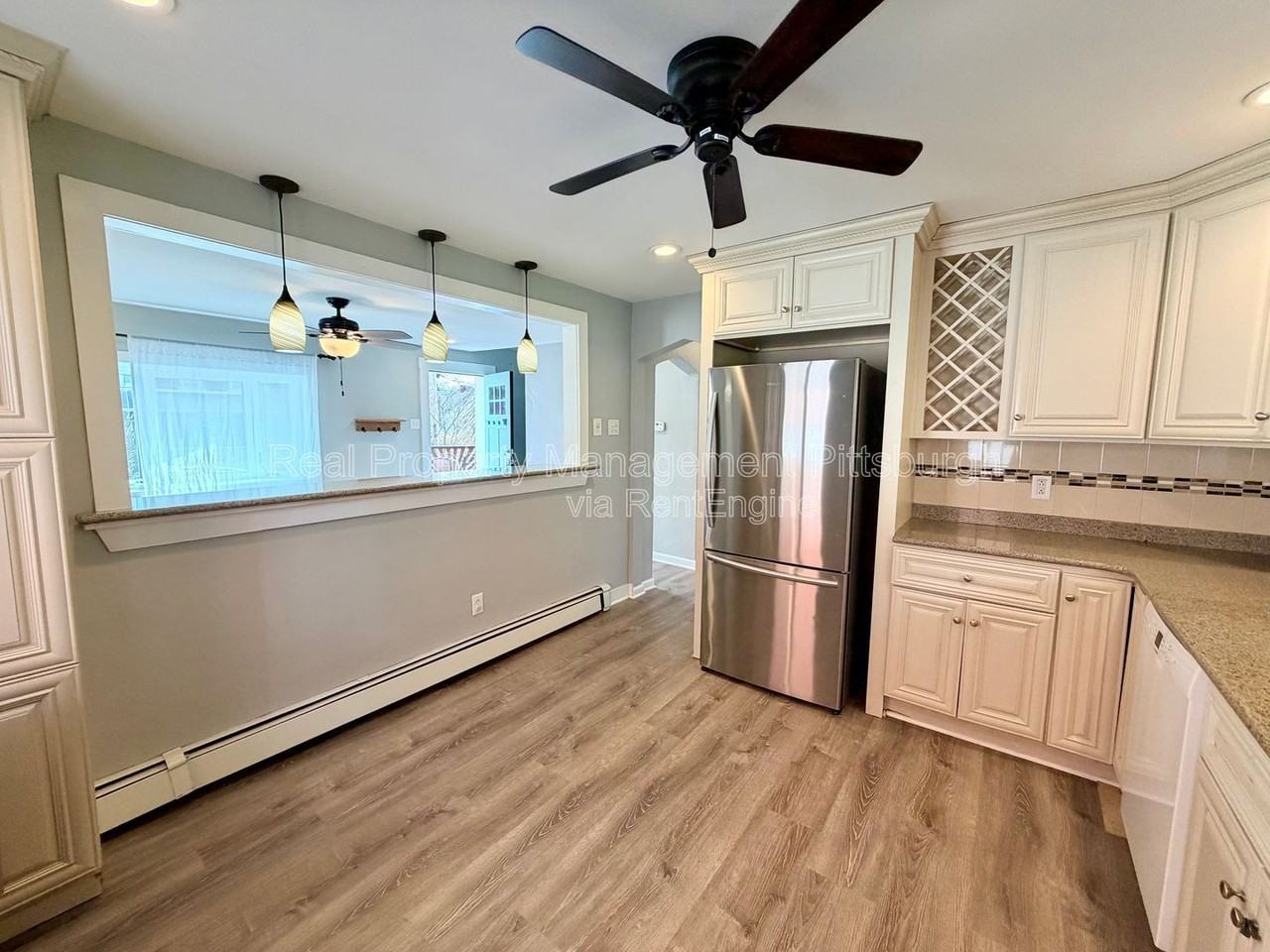 521 Farnsworth St - Photo 6 of 22