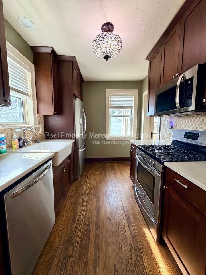 1818 Kleber St - Photo 7 of 27