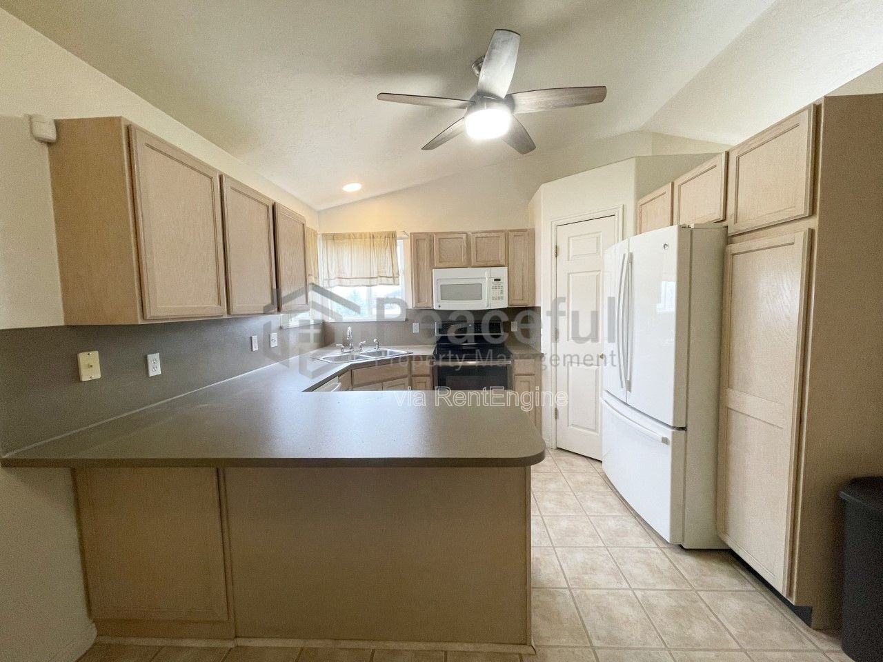 6975 S Kokopelli Ct - Photo 3 of 19