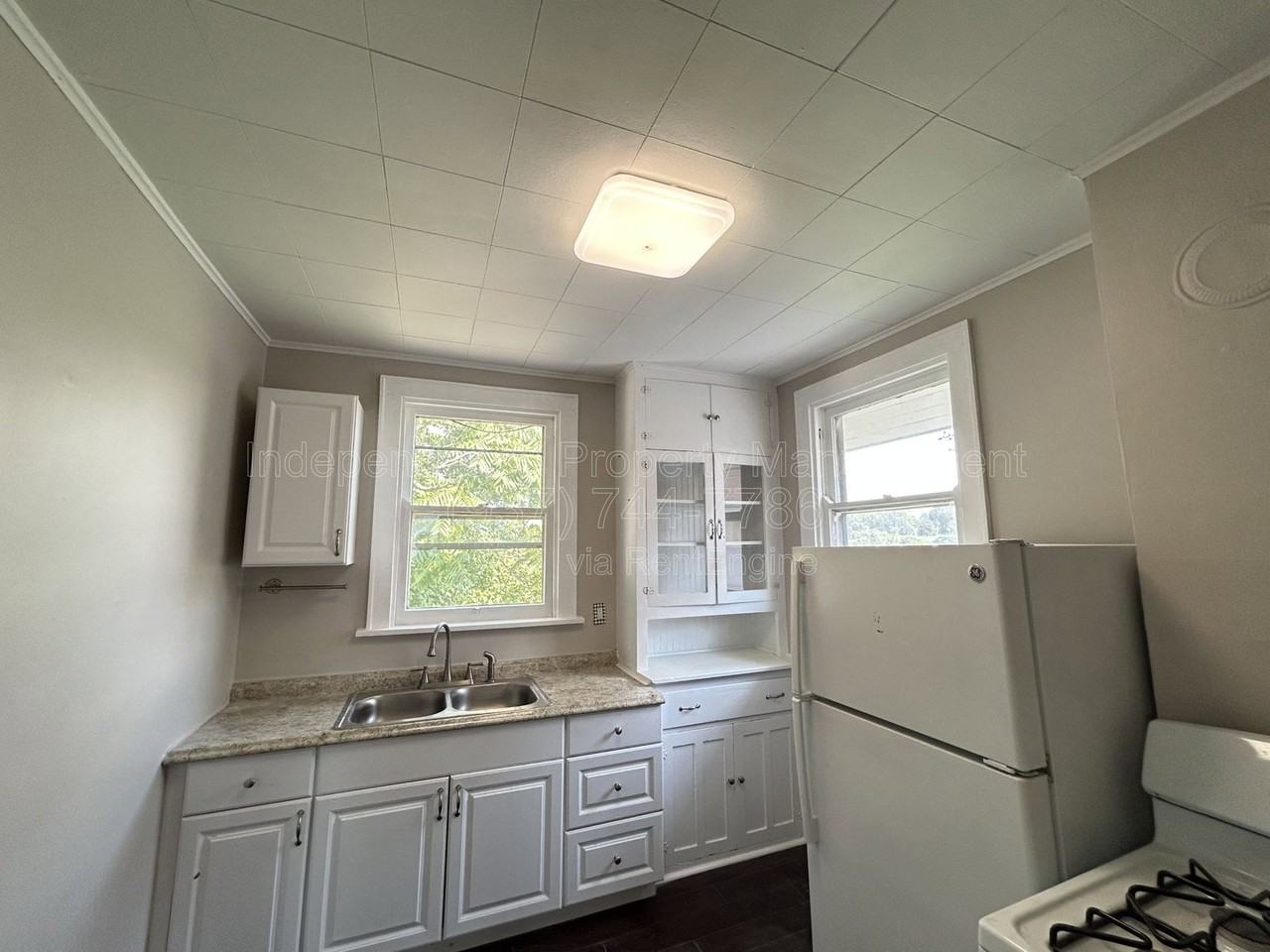 5563 Bosworth Pl #2 - Photo 6 of 9