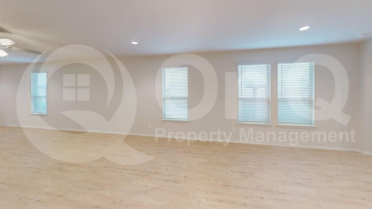 3112 Yellow Pine Dr - Photo 7 of 24