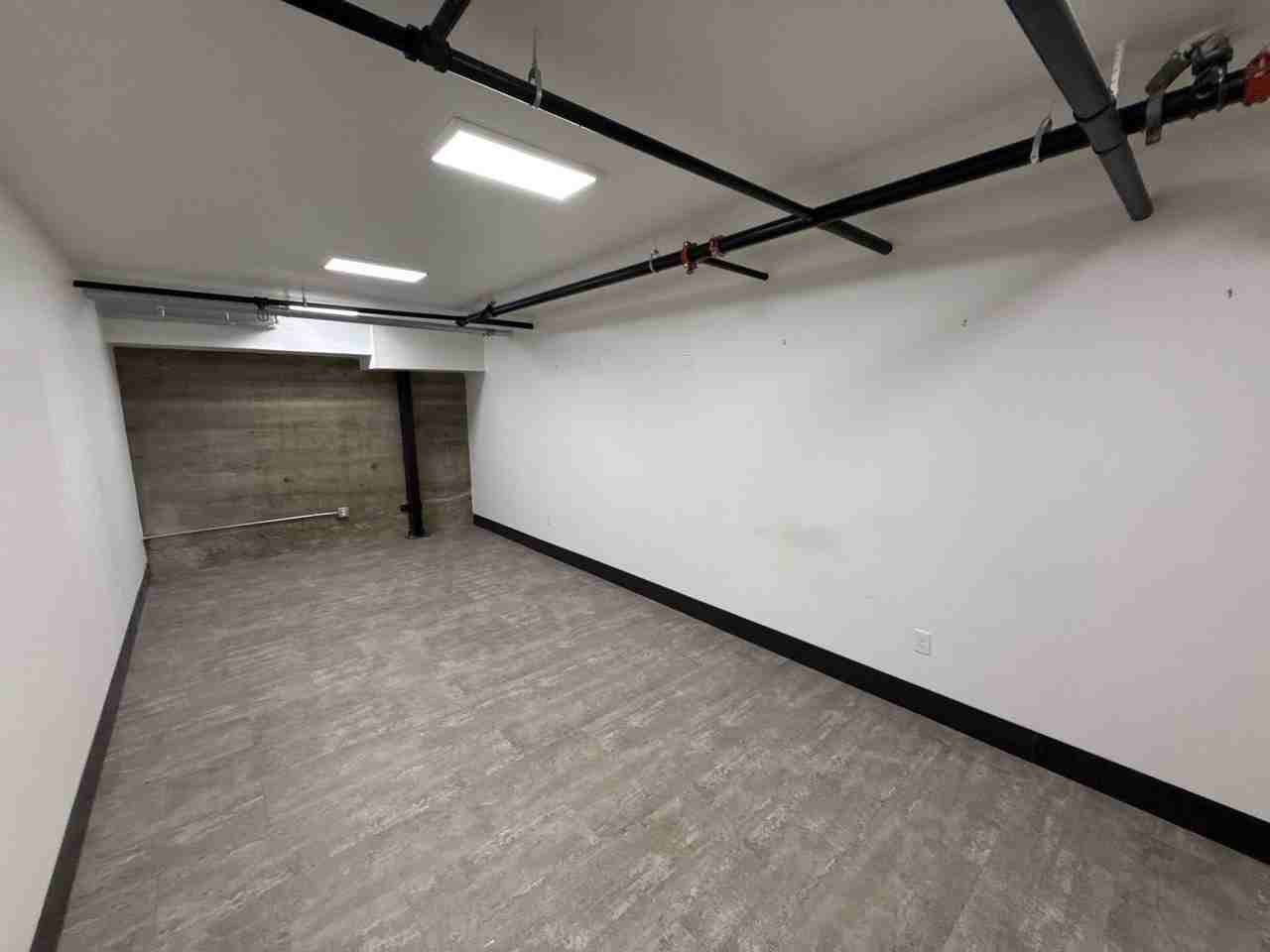 160 Liberty St Ne #B34 - Photo 4 of 24