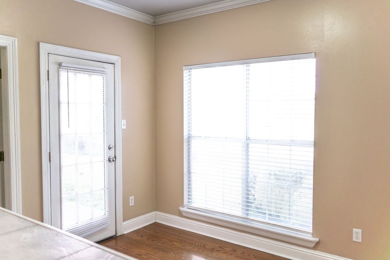 211 Penny Ln - Photo 6 of 16