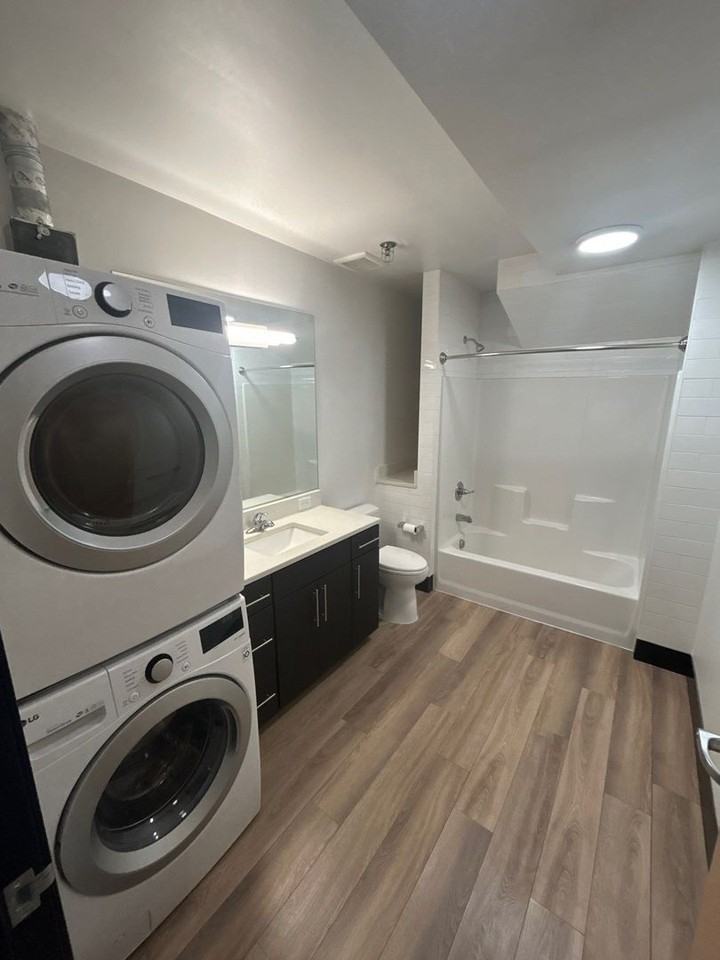 160 Liberty St Ne #M30 - Photo 7 of 11