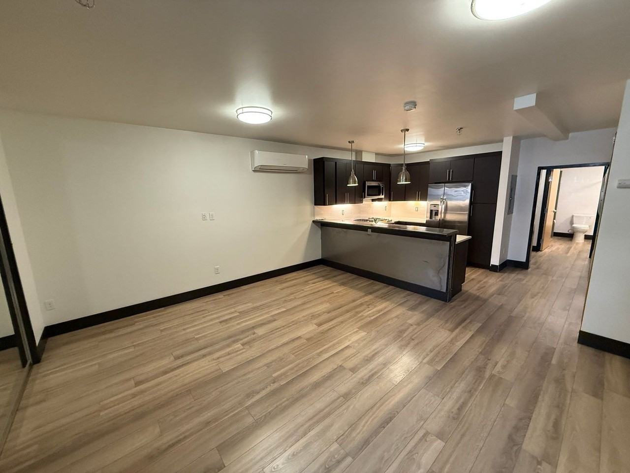 160 Liberty St Ne #M20 - Photo 3 of 15