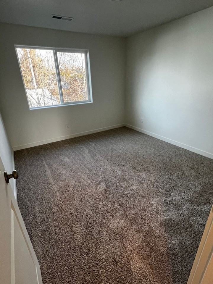 3641 E Amazon Dr - Photo 5 of 9