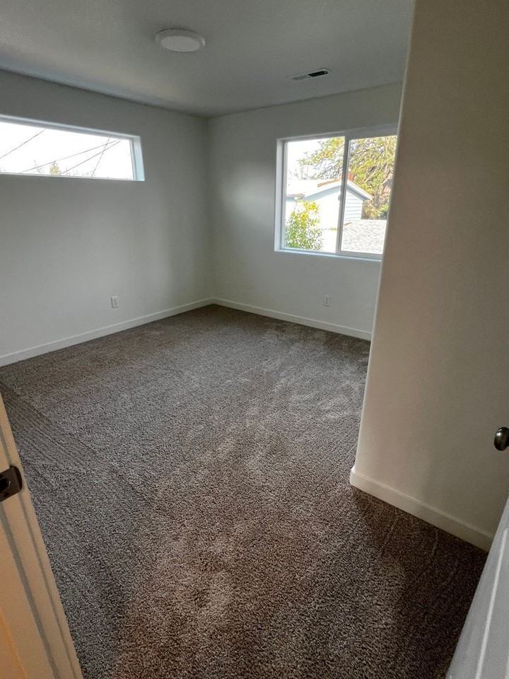 3641 E Amazon Dr - Photo 6 of 9