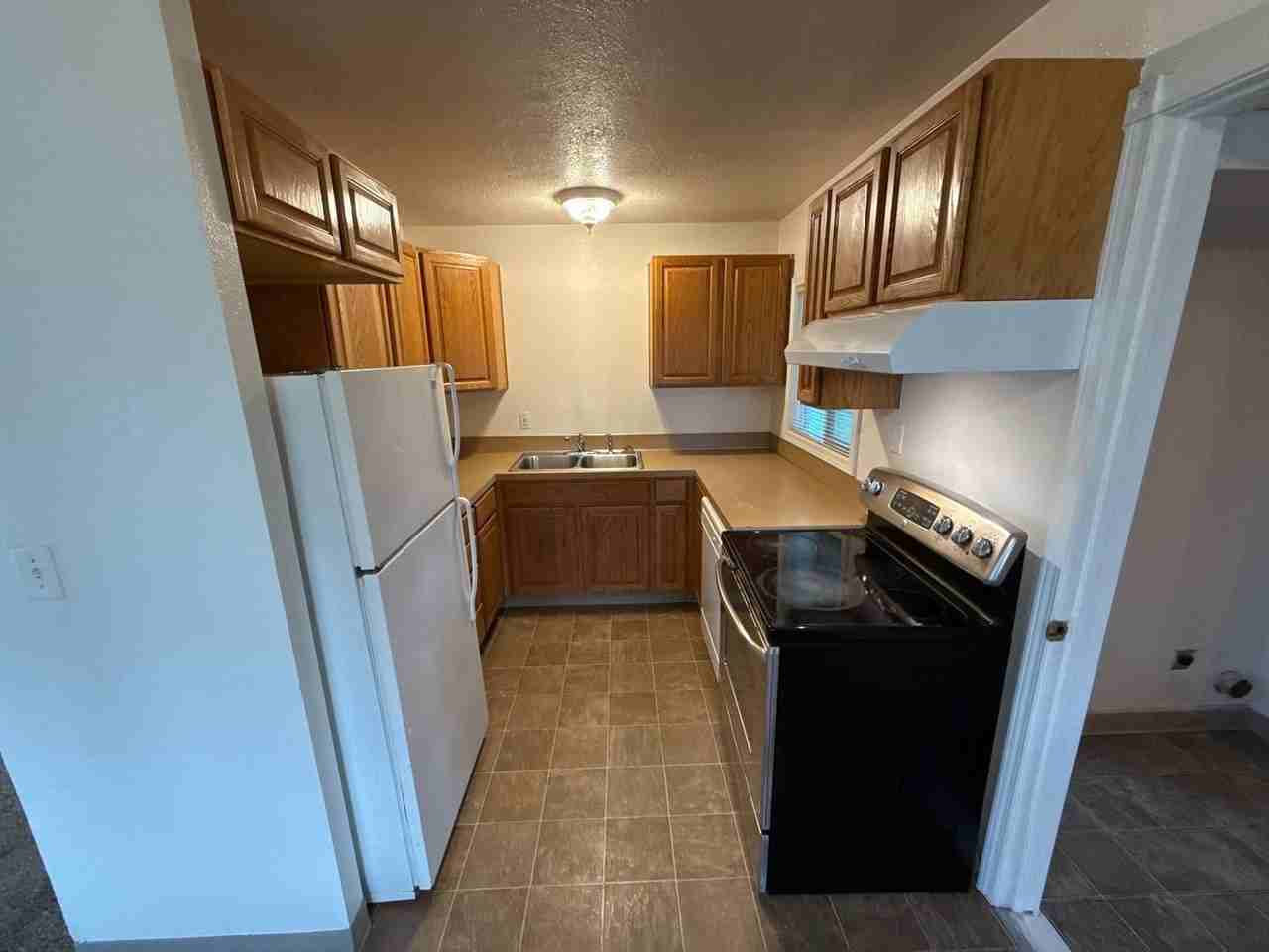 1215 Nw 11th St - Photo 7 of 36