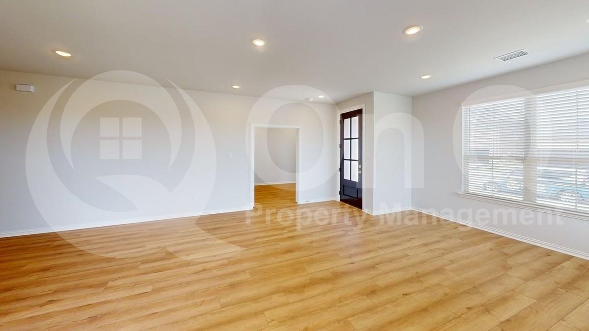 Arthurdale St - Photo 4 of 18