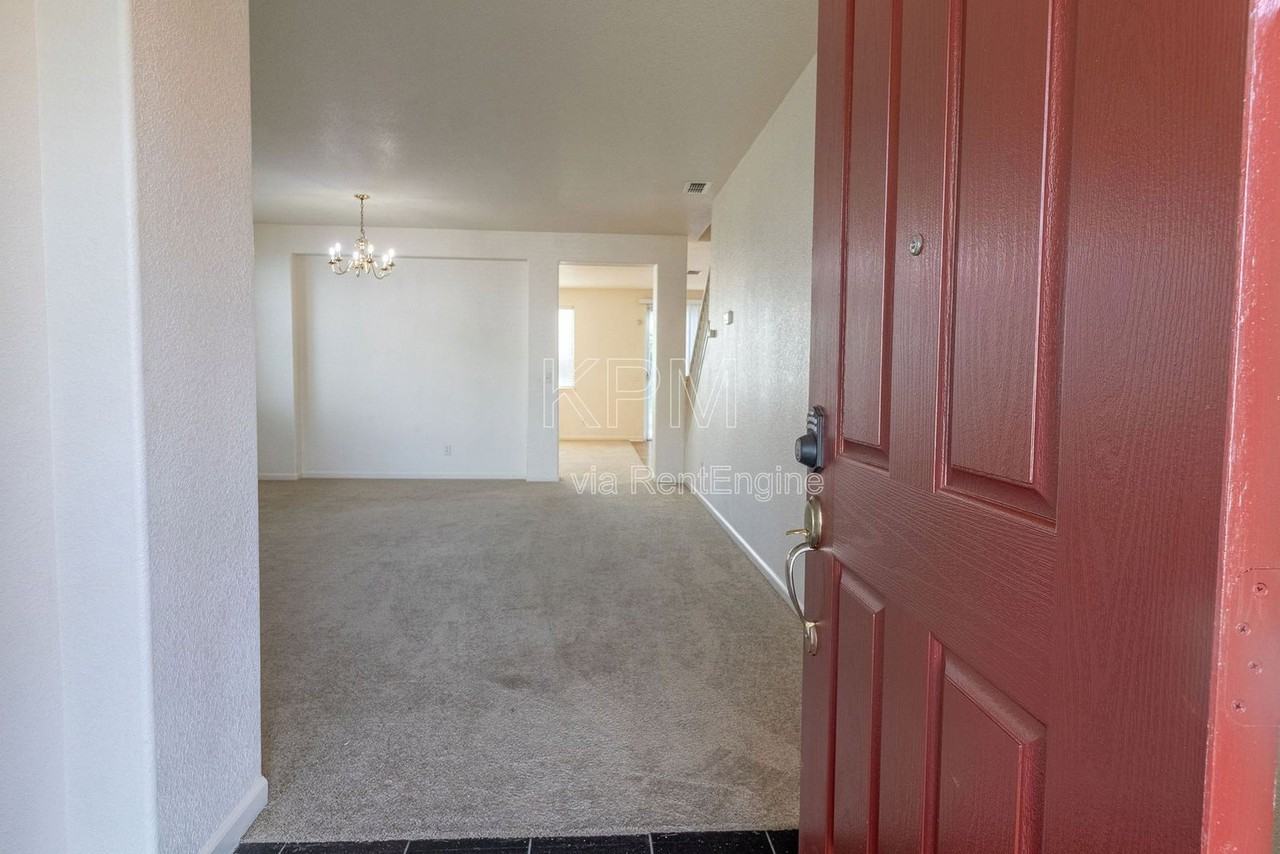 5411 Brook Meadow Ct - Photo 3 of 45