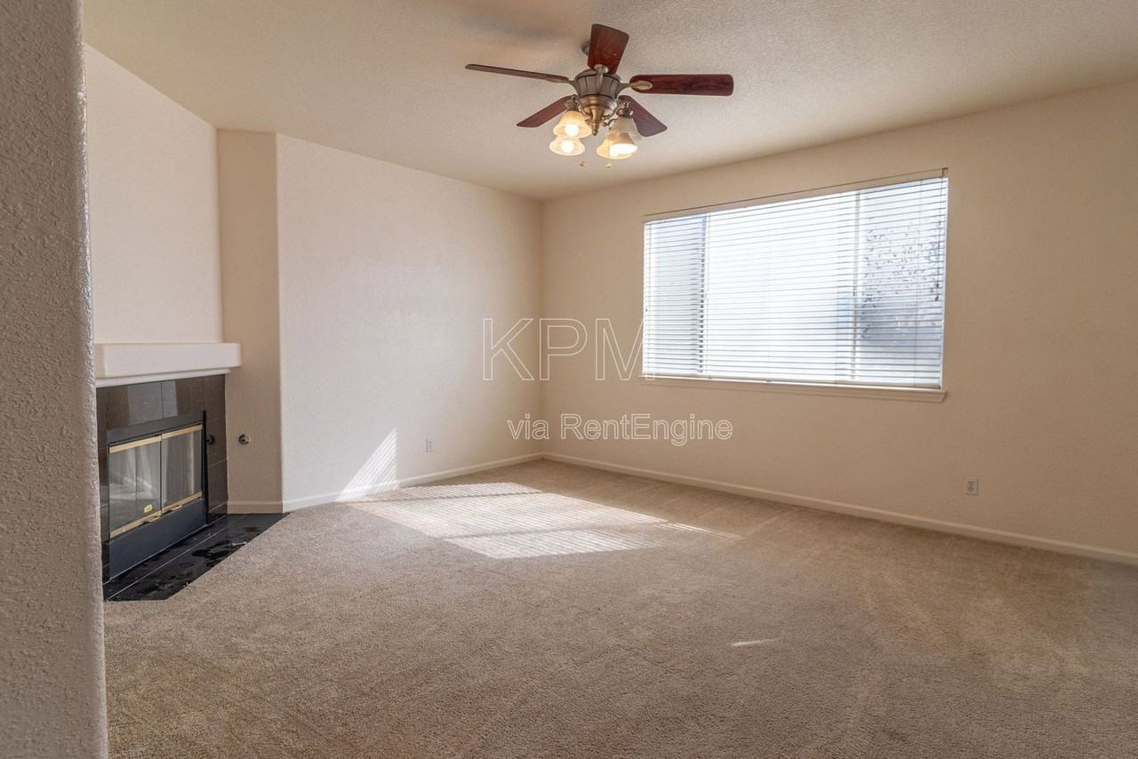 5411 Brook Meadow Ct - Photo 6 of 45