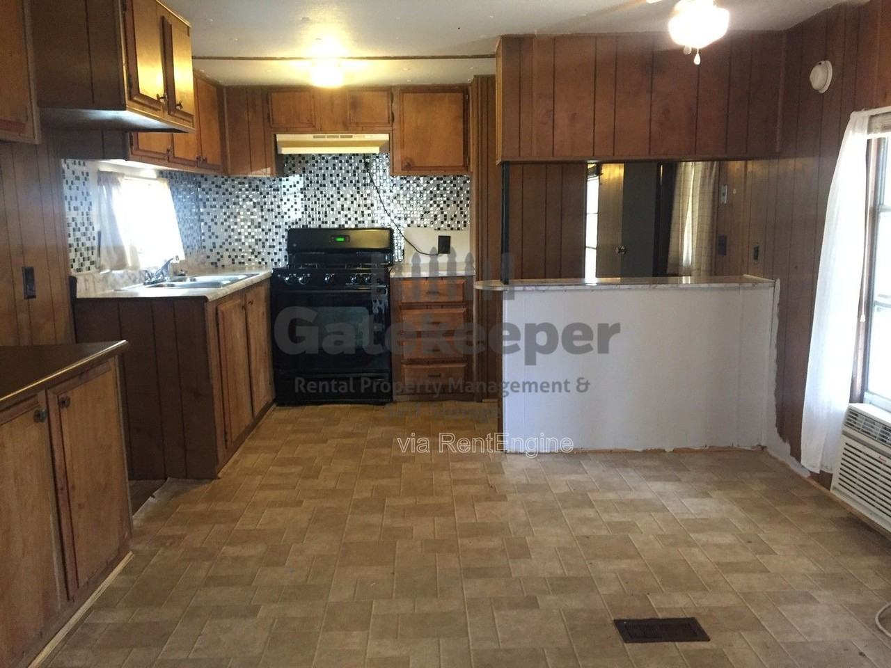 1331 Highway 92 N - Photo 3 of 9