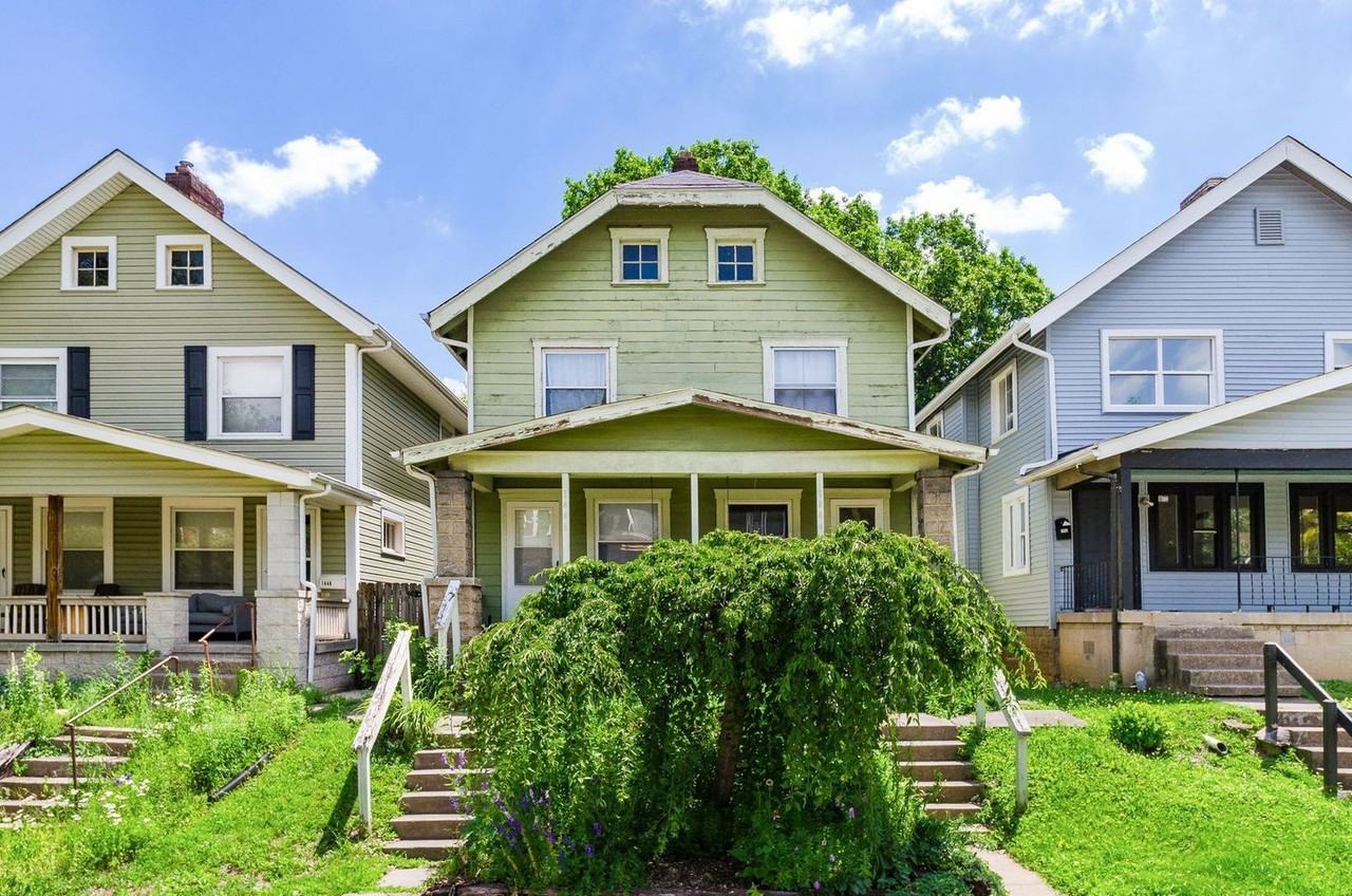 1446 Hamlet St - Photo 2 of 11