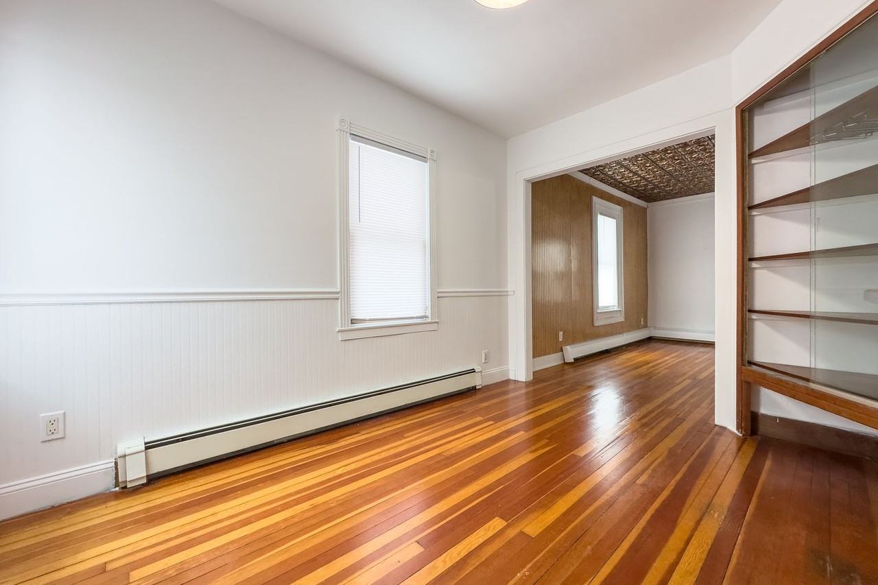 544 North St - Photo 5 of 31
