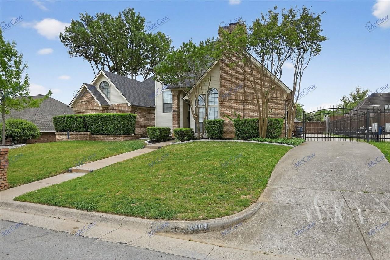 3407 Bowden Hill Ln N - Photo 2 of 24