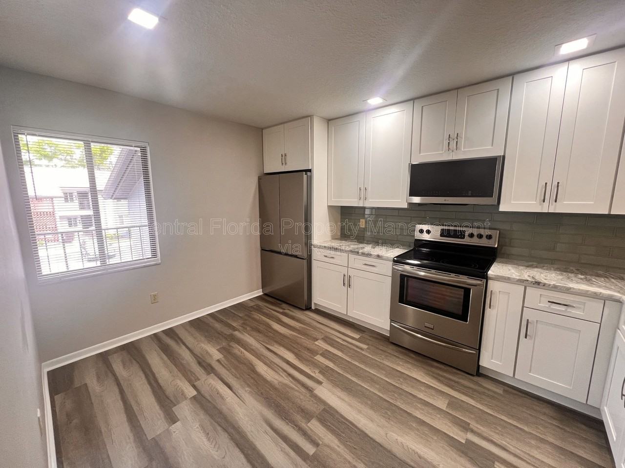 17 Escondido Cir #1-239 - Photo 3 of 33