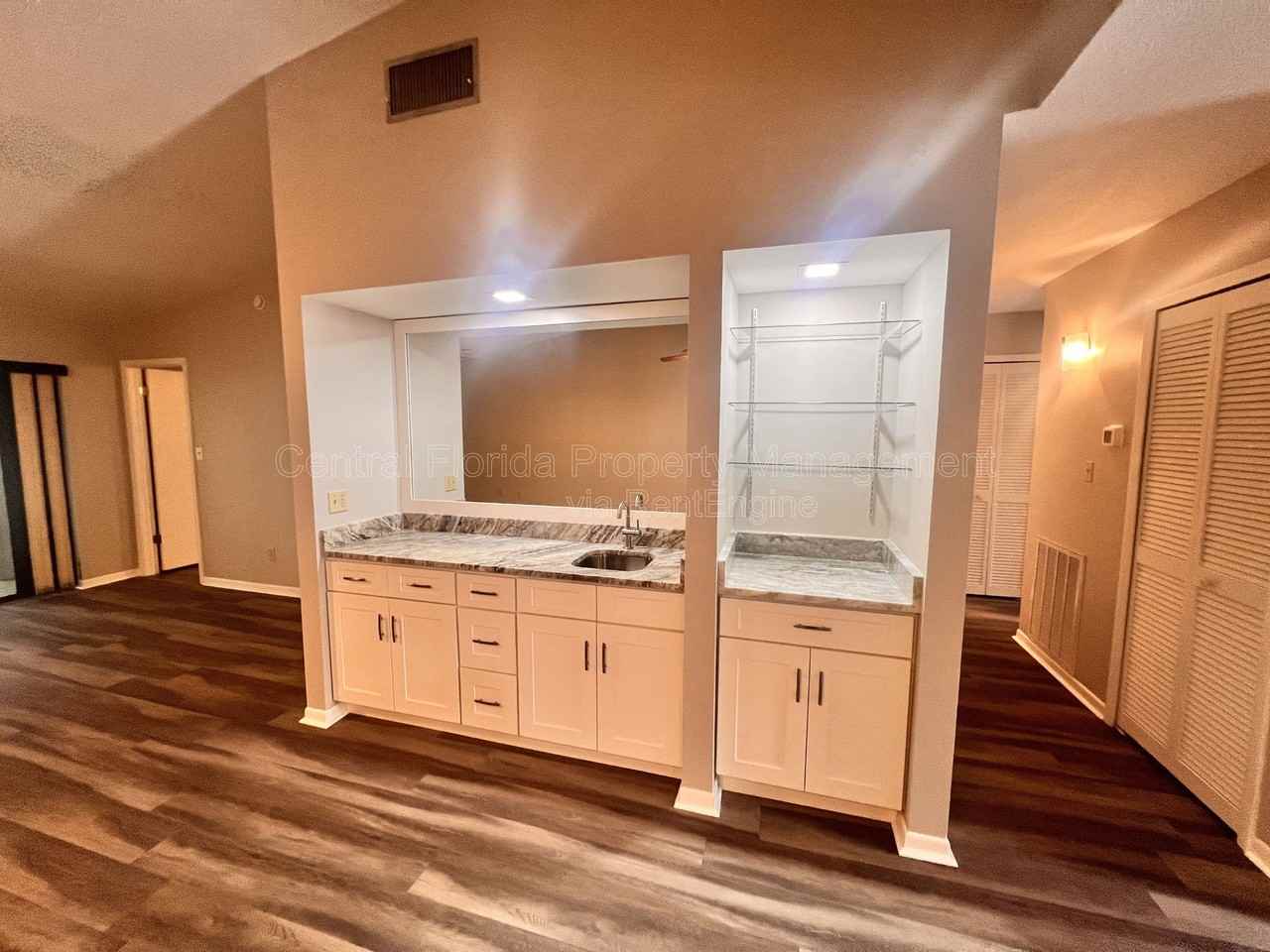 17 Escondido Cir #1-239 - Photo 6 of 33