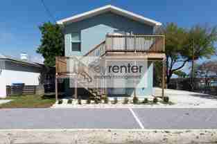 454 21st Ave N - Photo 1 of 1