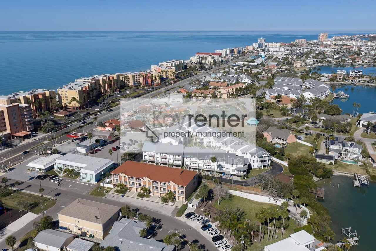 130 164th Ave - Photo 2 of 45