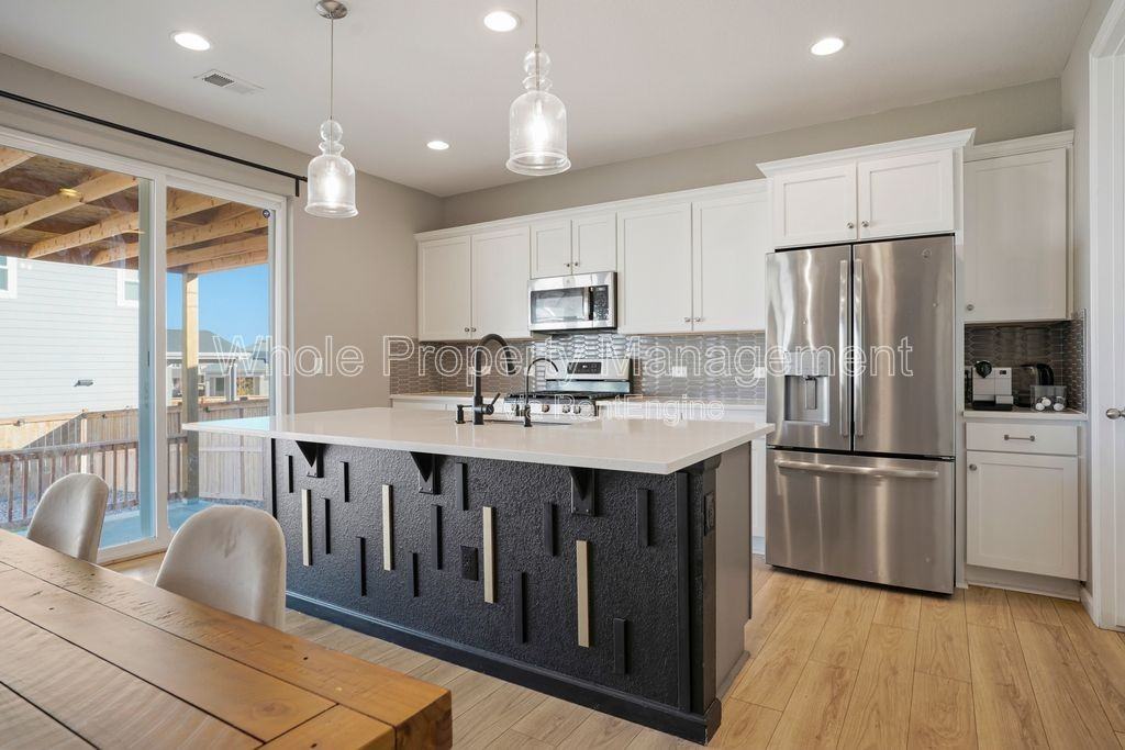 27837 E 9th Ln - Photo 6 of 23