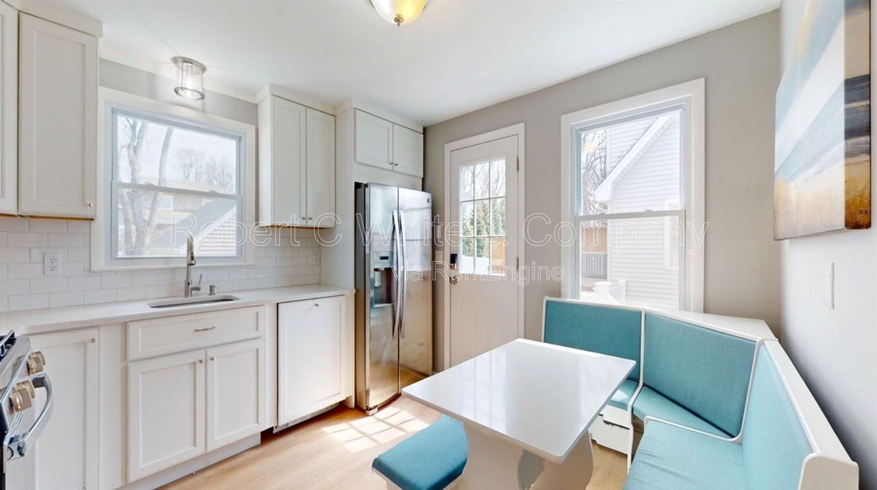 161 Mona Ter - Photo 6 of 27