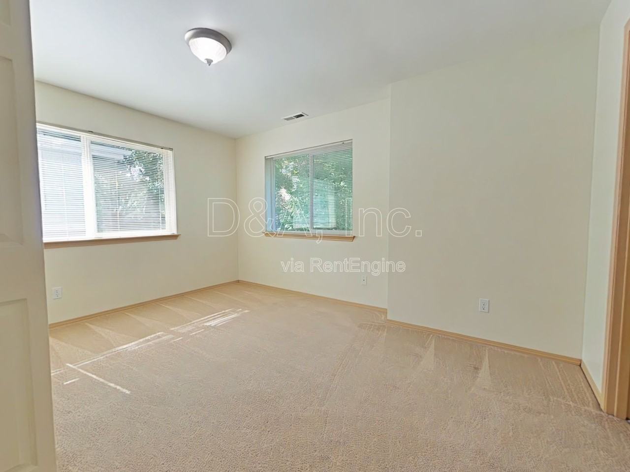 922 Nw Anjni Cir - Photo 7 of 18