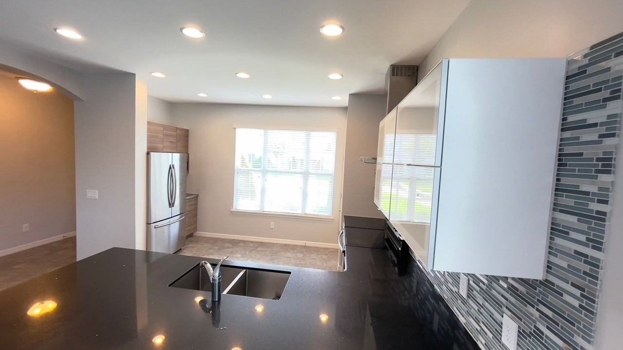 7255 Shadeview Aly - Photo 6 of 27