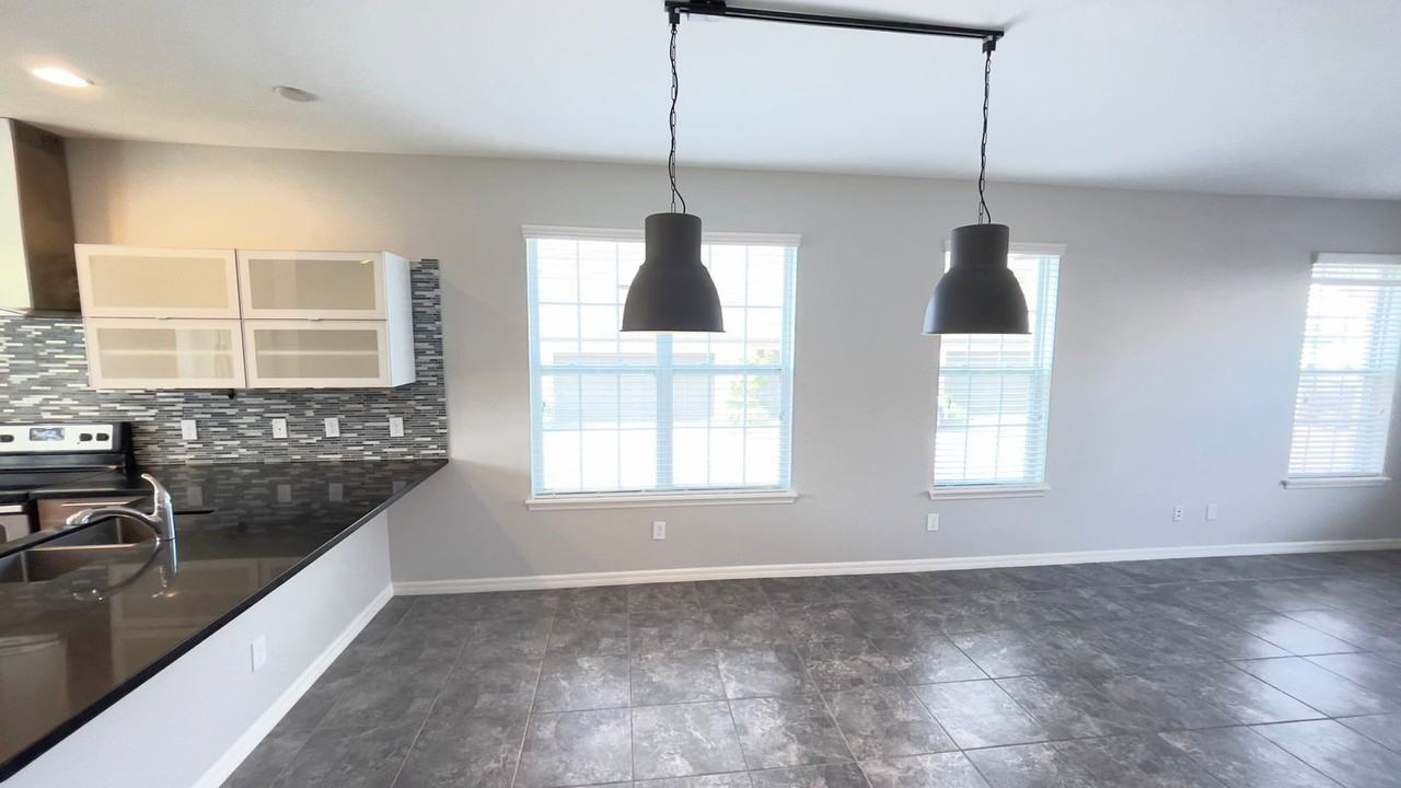 7255 Shadeview Aly - Photo 7 of 27