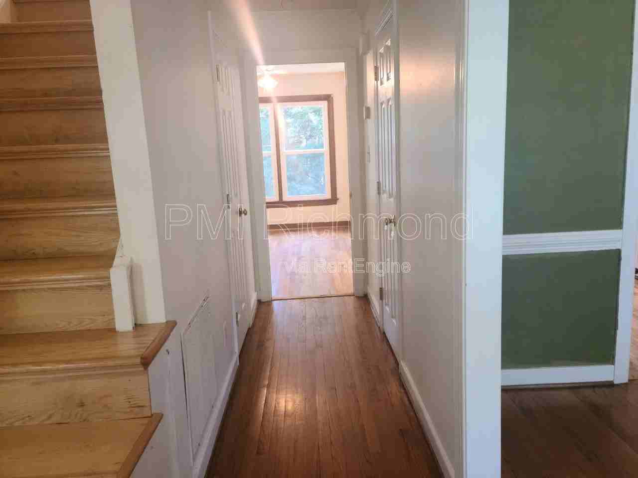 10412 Kings Grant Dr - Photo 4 of 23