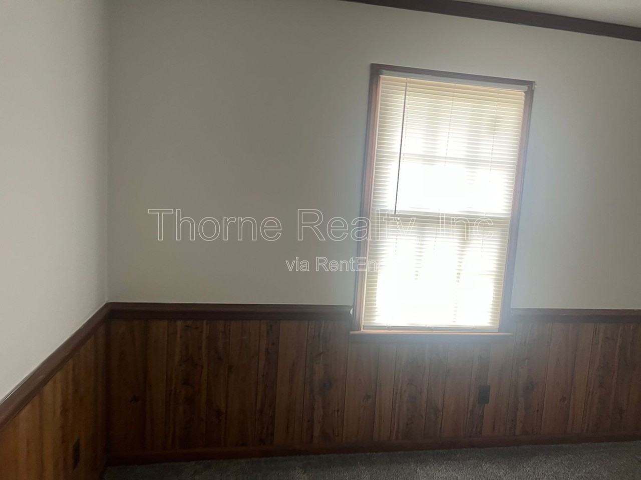 200 Barnhill Ave - Photo 3 of 12