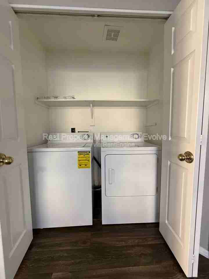 455 S Mesa Dr #119 - Photo 7 of 19