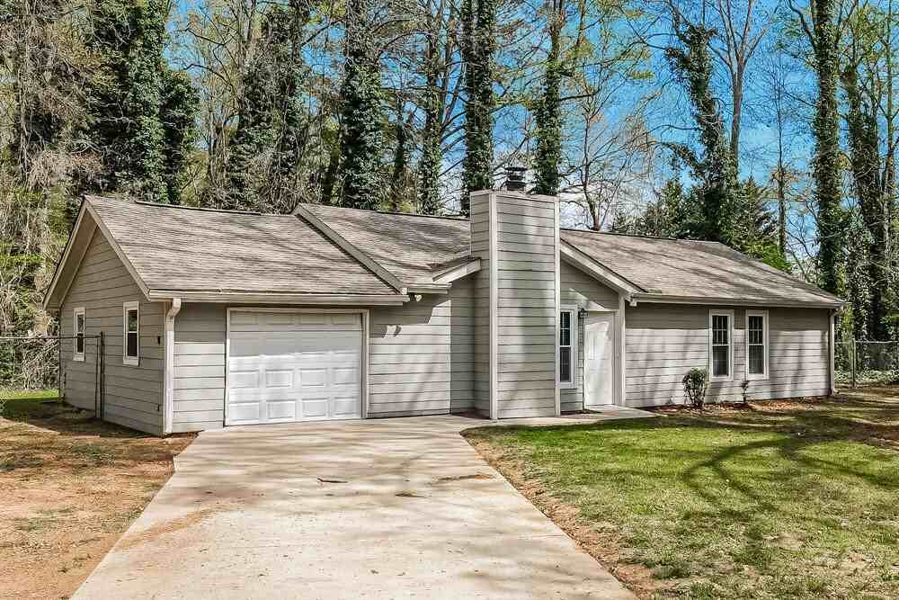 4920 Wright Bridge Rd - Photo 3 of 16