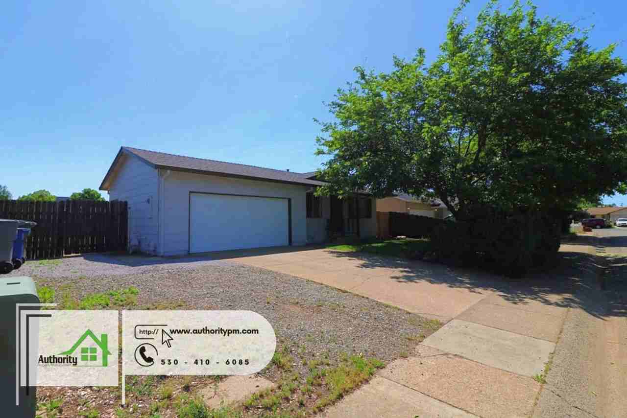 3673 Scorpius Way - Photo 5 of 25