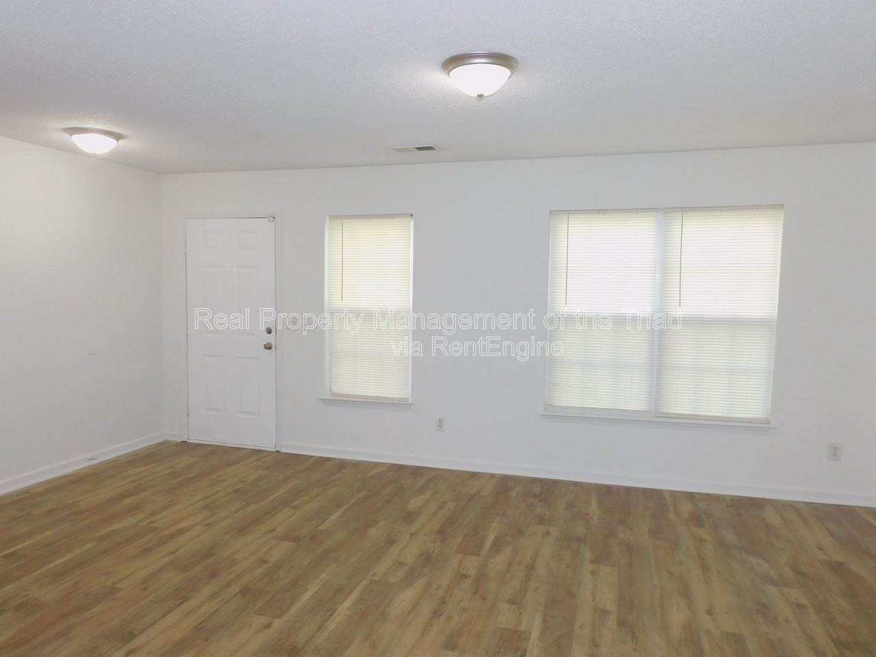 1500 Gatewood Ave #128 - Photo 2 of 25