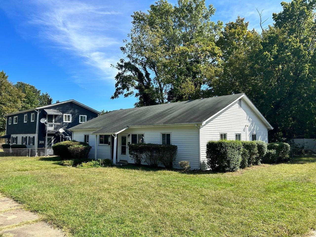 3303 Branch Ave - Photo 2 of 19